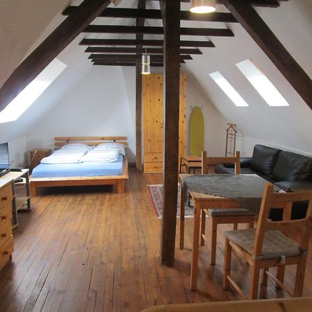 Ferienwohnung Am Homburg Nr 1 Sarrebruck Exterior foto
