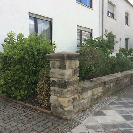Ferienwohnung Am Homburg Nr 1 Sarrebruck Exterior foto